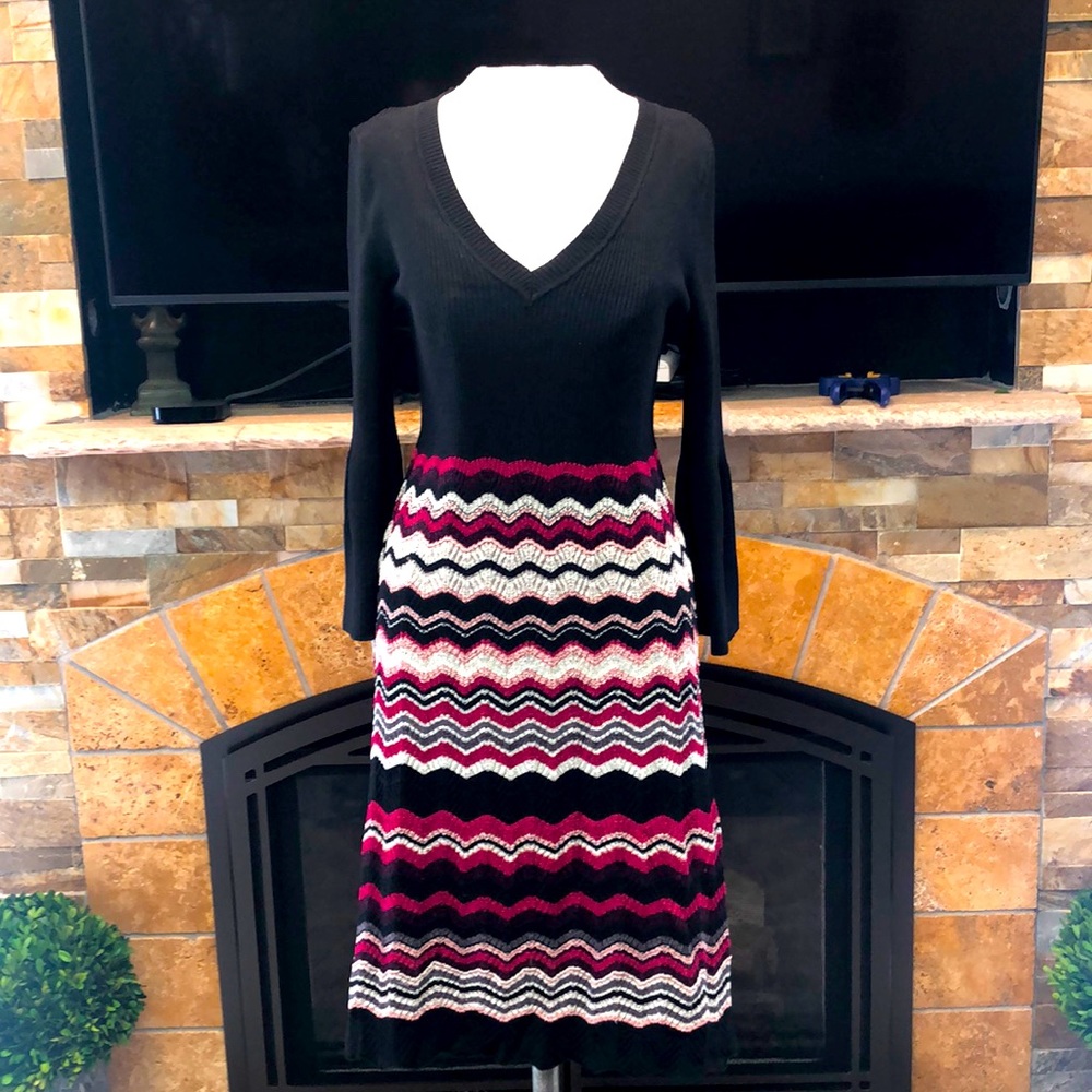 Really cute lined sweater dress tunic with bell sleeves black pink grey